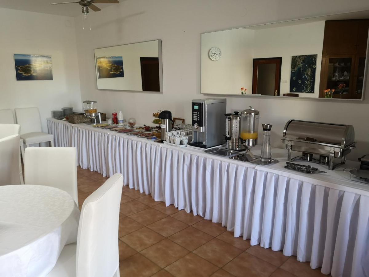 Breakfast & Bed Anita Bed & Breakfast Медулин Екстериор снимка
