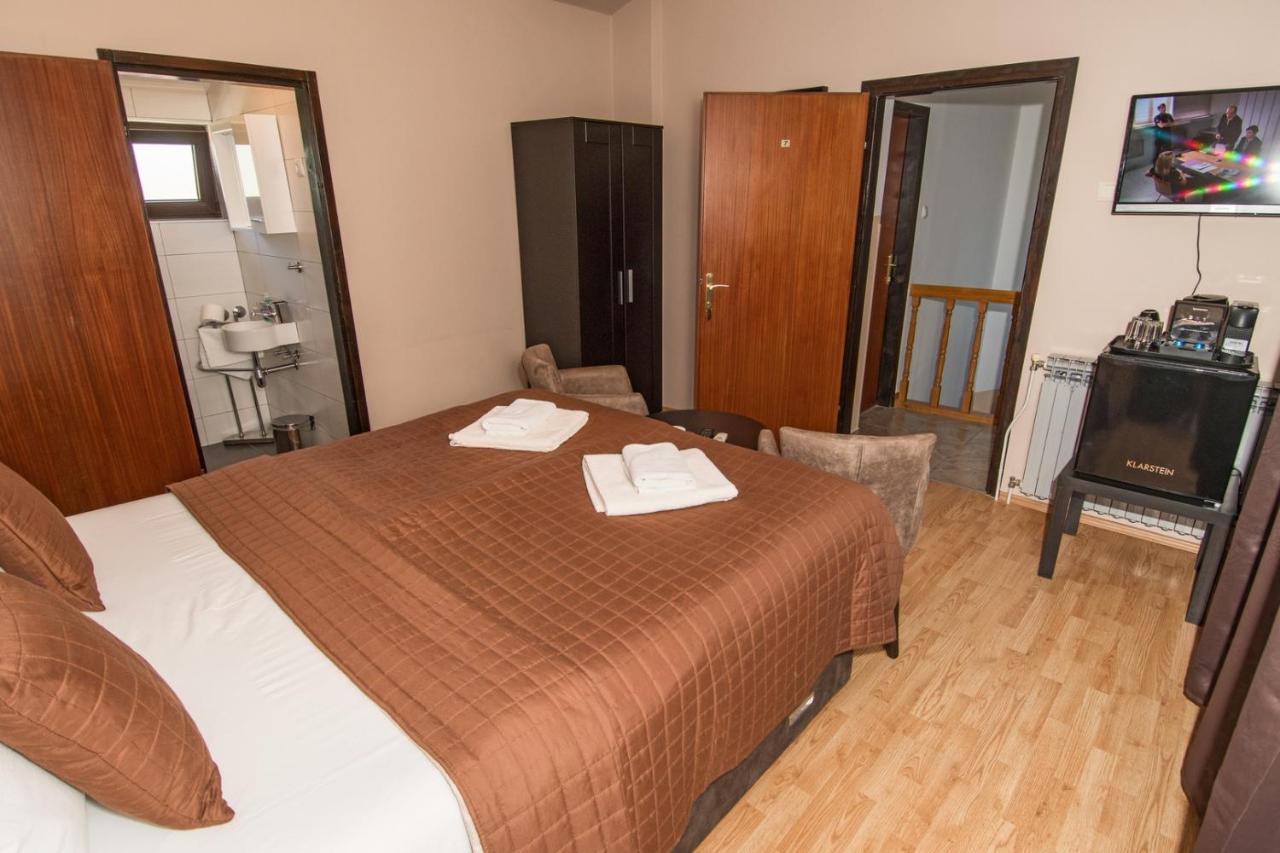 Breakfast & Bed Anita Bed & Breakfast Медулин Екстериор снимка